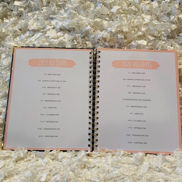 🆕 Just a Girl Boss Building her Empire Planner - Picture 3 of 8